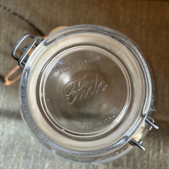 Clear Glass Storage Jar with Clamp Lid - Picture 2 of 9